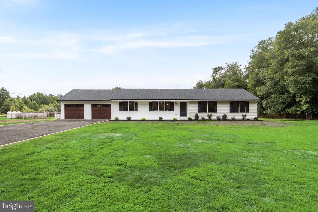67 Springers Brook Rd, Shamong, NJ