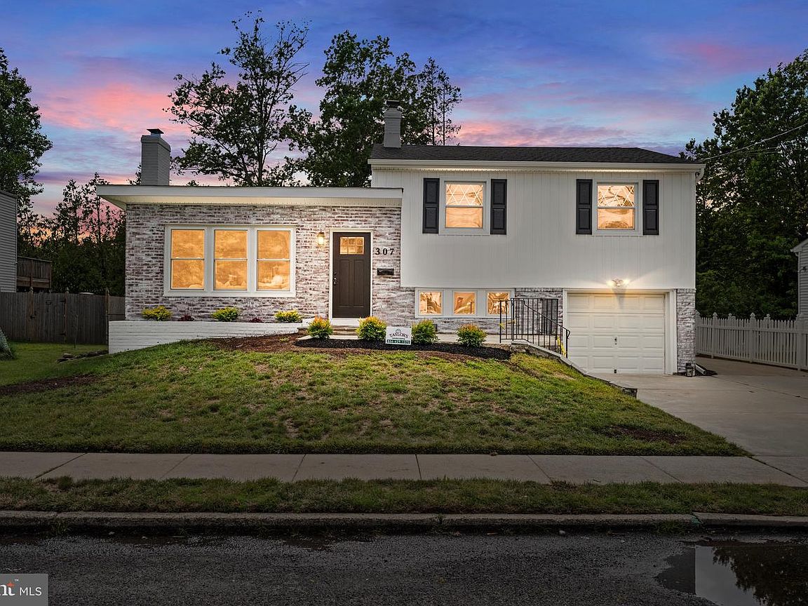 307 Gloucester Ave, Somerdale, NJ photo 1