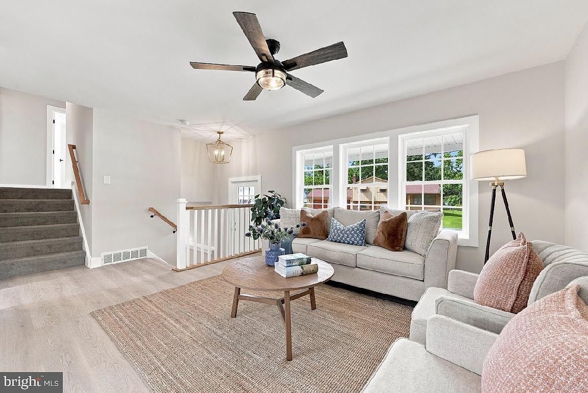 388 Cleveland Ave, West Berlin, NJ photo 4