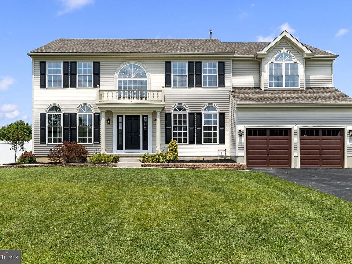 6 Skyline Cir, Sewell, NJ photo 1